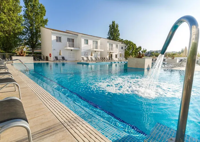 Eix Lagotel Holiday Resort