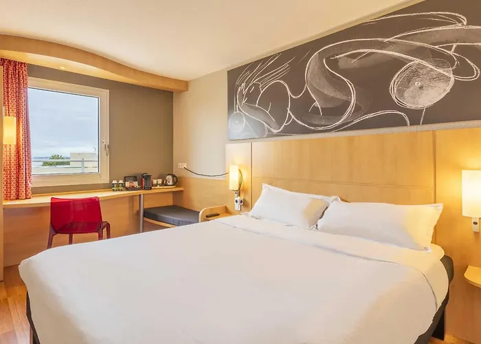 3 star hotel: B&B Hotel Marseille Bonneveine