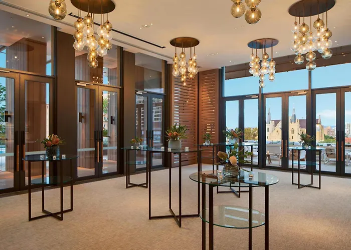 Hotel near College: The Westin Perth