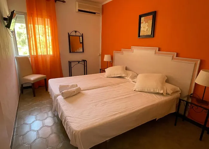 Hotel barato: Hostal Los Arcos