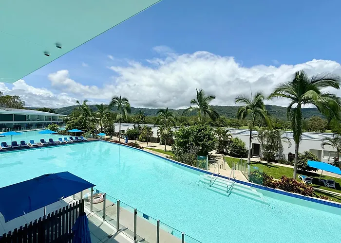 Pool Resort Port Douglas