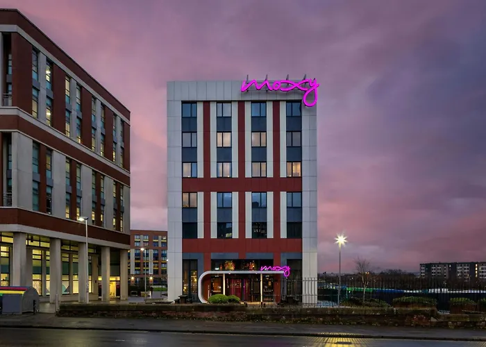 In Luxury hotels Moxy Glasgow Merchant City