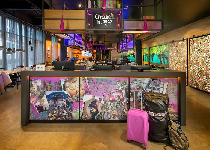 In Luxury hotels Moxy Glasgow Merchant City