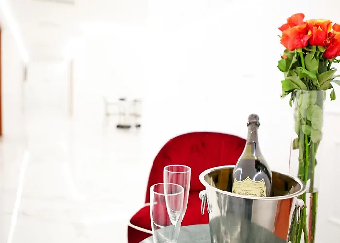 Guest house: Hemi Suites