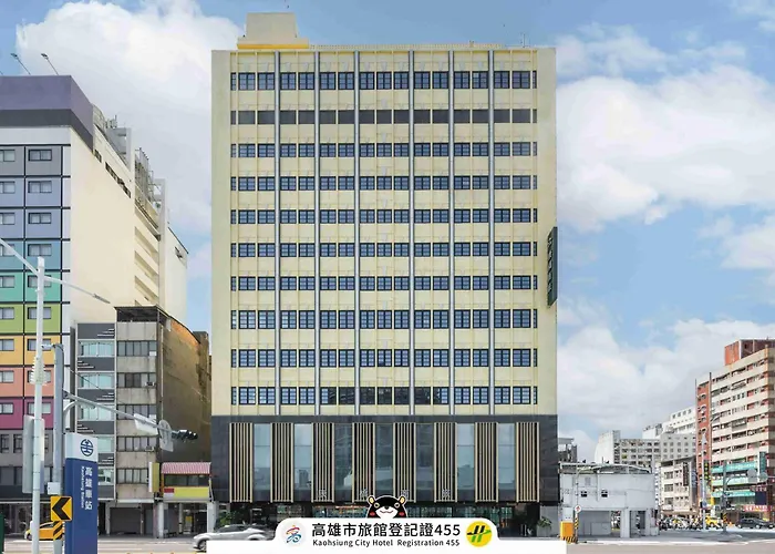 Kindness Hotel - Kaohsiung Main Station