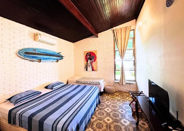 Tombo Beach Home Stay