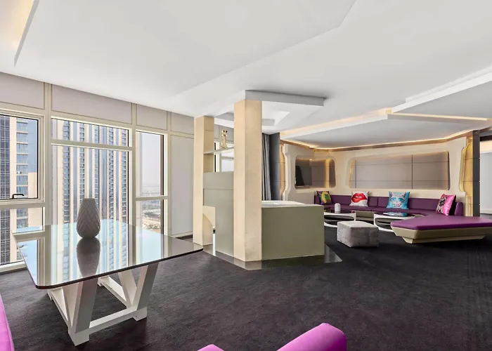Hotel mit Tennis: V Hotel Dubai, Curio Collection By Hilton