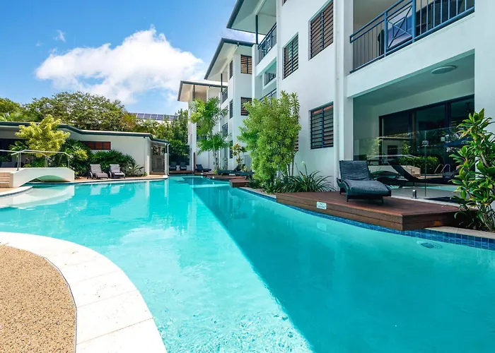 Jacuzzi hotel: Meridian At Port Douglas - Adults Only