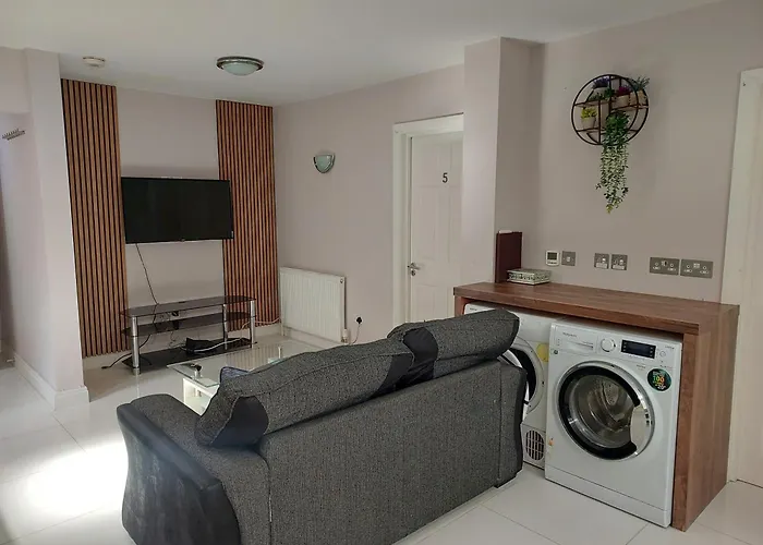 Langley Guest House Nr Pinewood Studios