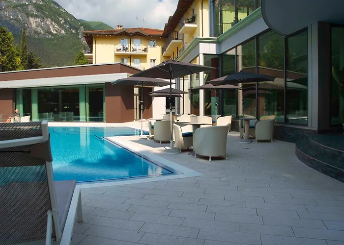 Nicolli Romantic Resort - Adults Only