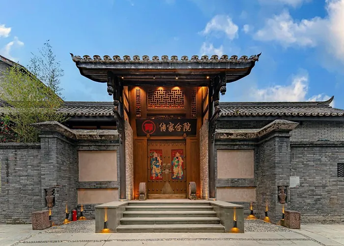 Chengdu Chuanjia Courtyard House
