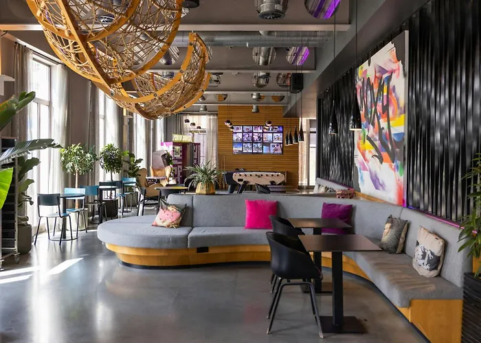 Pets Allowed Hotel Moxy London Excel