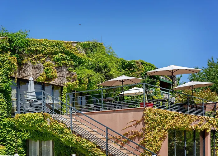 Hotel & Residence Lou Paradou Greoux Les Bains