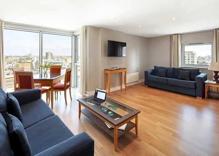 Marlin Aldgate Tower Bridge