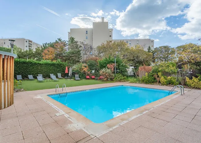 3 star hotel: B&B Hotel Marseille Bonneveine