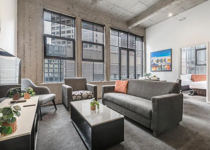 Hotel with view: Punthill Apartment Hotel - Manhattan