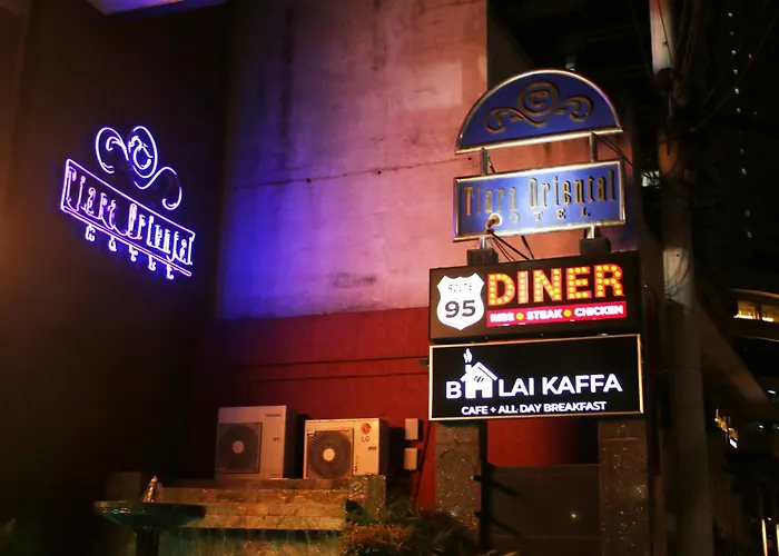 Hotel: Tiara Oriental Hotel Makati Powered By Cocotel