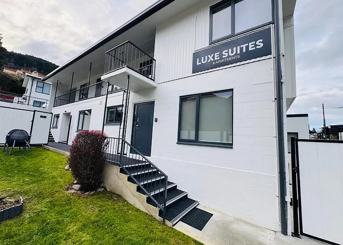 Hotels with a view Luxe Suites & Apartments