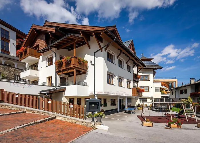 Apart-Hotel Aurora Fiss