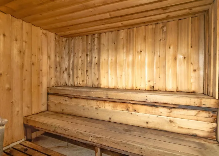 Beachcomber Resort - Official