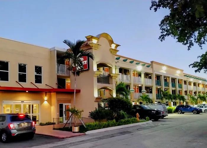 Resort: Red Carpet Inn Airport Fort Lauderdale