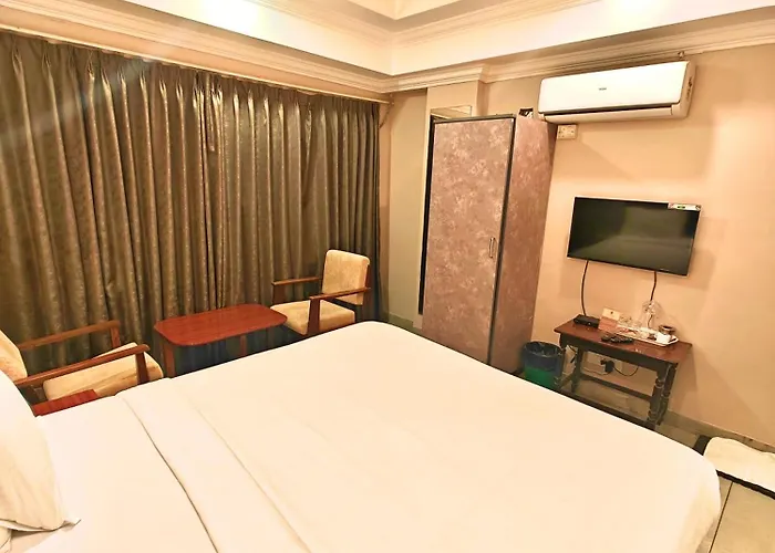 Pets Allowed Hotel Pulikeshi