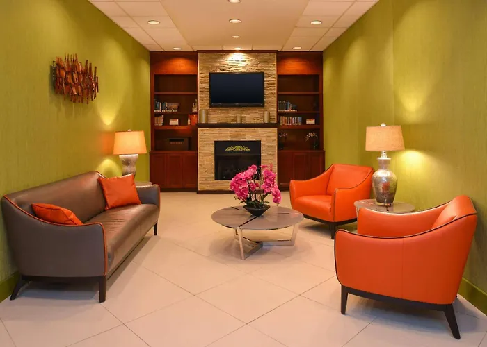 Hotel with view: Country Inn & Suites By Radisson Nashville Airport Tn