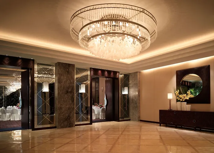 The Peninsula Manila