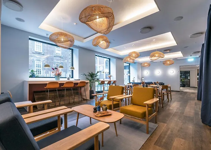 Central hotel: Motel One Copenhagen