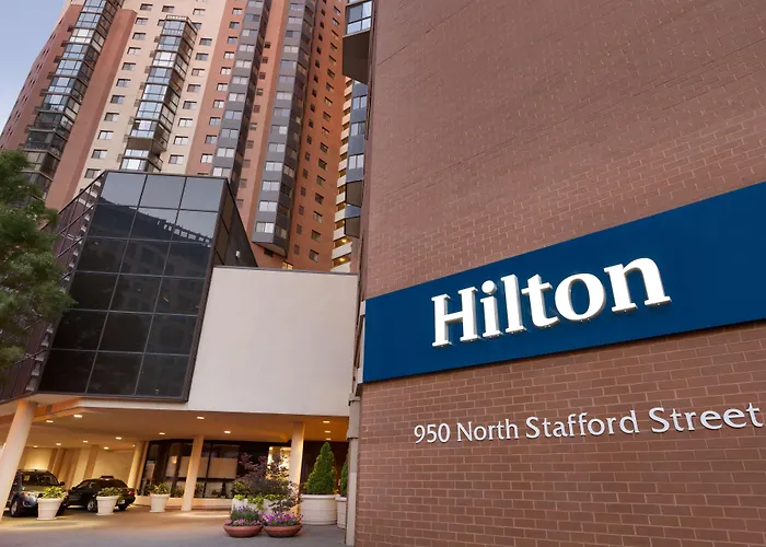 Cheap hotel: Hilton Arlington