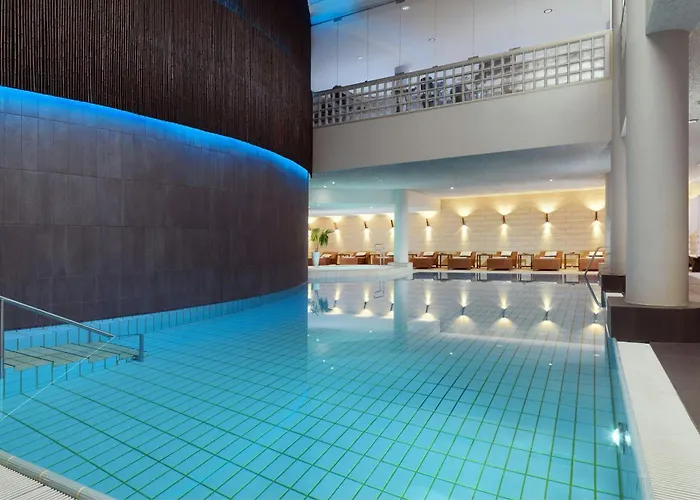 Hotel Jacuzzi: Le Méridien Stuttgart