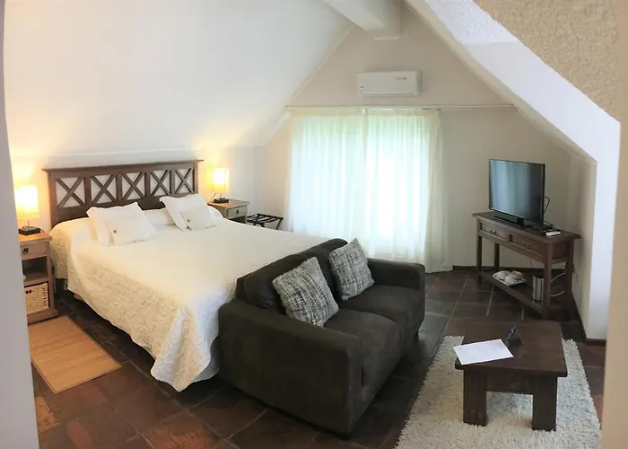 Petit Chateau Hotel Boutique