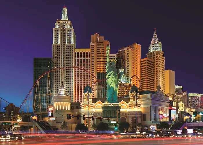 Beach hotel: New York-New York