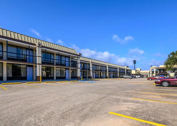 Hotels Close to Airport Quality Inn New Orleans I-10 East