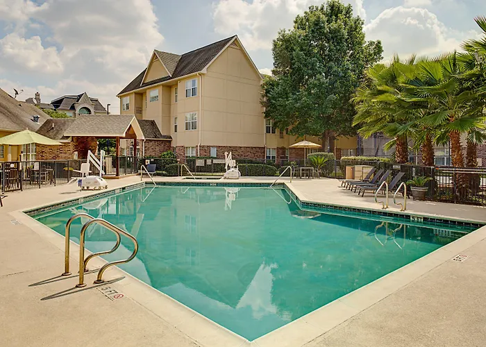Hot Tub in Room Residence Inn Houston Westchase On Westheimer