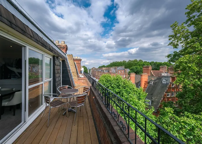 Boutique hotel only: Collingham Serviced Apartments