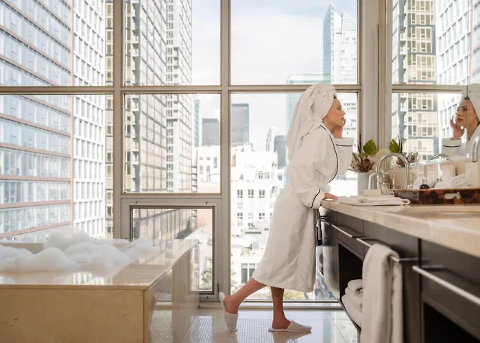 Hot Tub in Room Soho Toronto