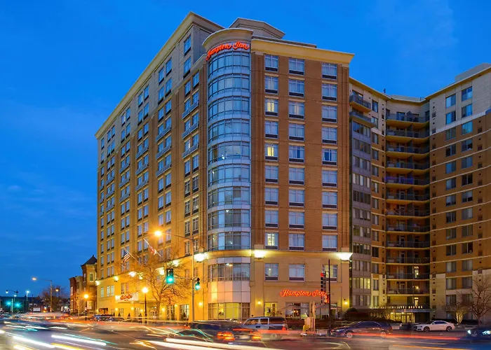 Pet Friendly hotel: Hampton Inn Washington Dc - Convention Center