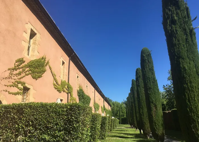  La Bastide Du Roy René
