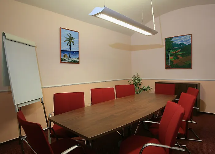 Anna Hotel