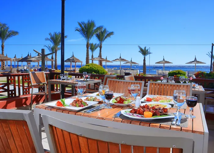 Beach Albatros Aqua Park -
