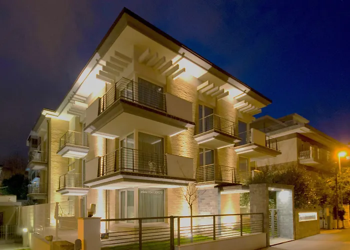 Resort: National Hotel