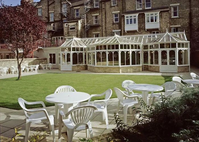 Romantic hotel: Arundel House Hotel