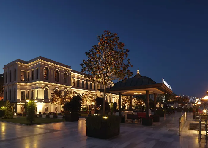 Four Seasons Hotel Istanbul At The Bosphorus