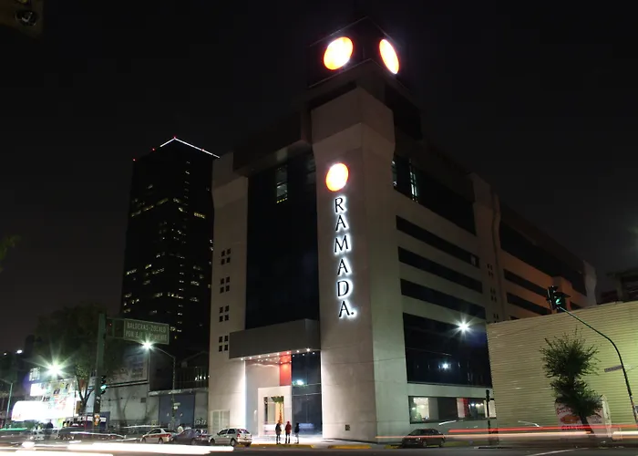 Hotel con piscina: Exe Alameda Reforma