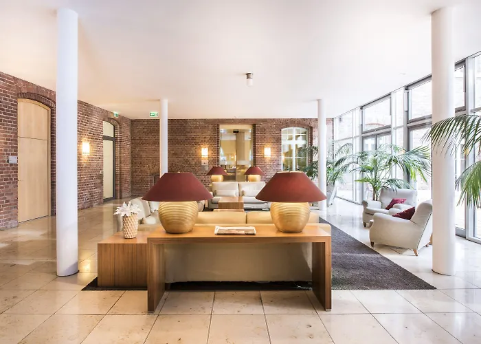 Hotel with pool: Collegium Leoninum