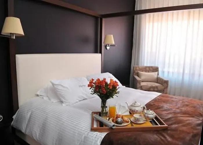 Regency Park Hotel