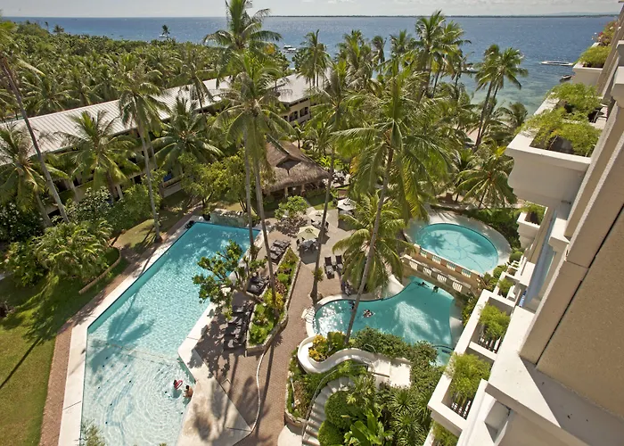 Hotel with Tennis: Costabella Tropical Beach Hotel