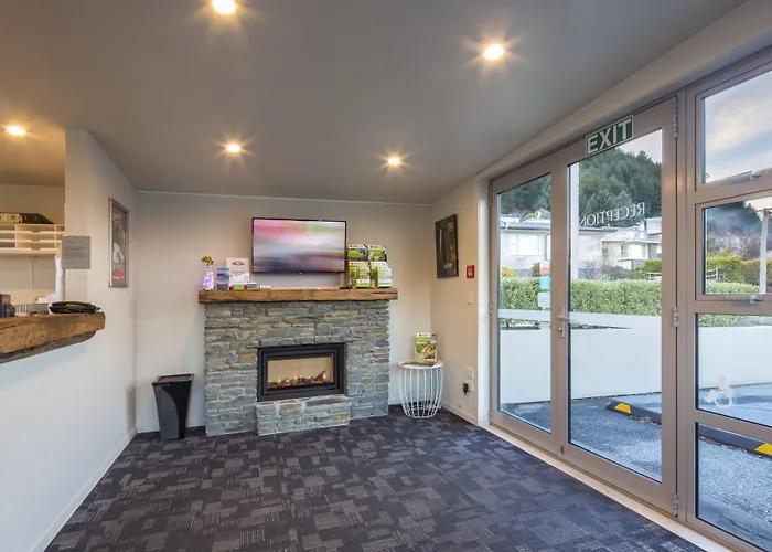 Romantic hotels Highview Apartments