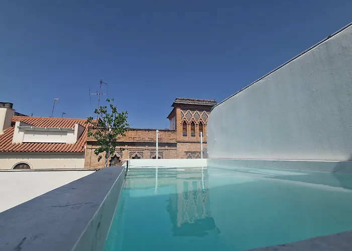 Y Apartamentos Doña Lola